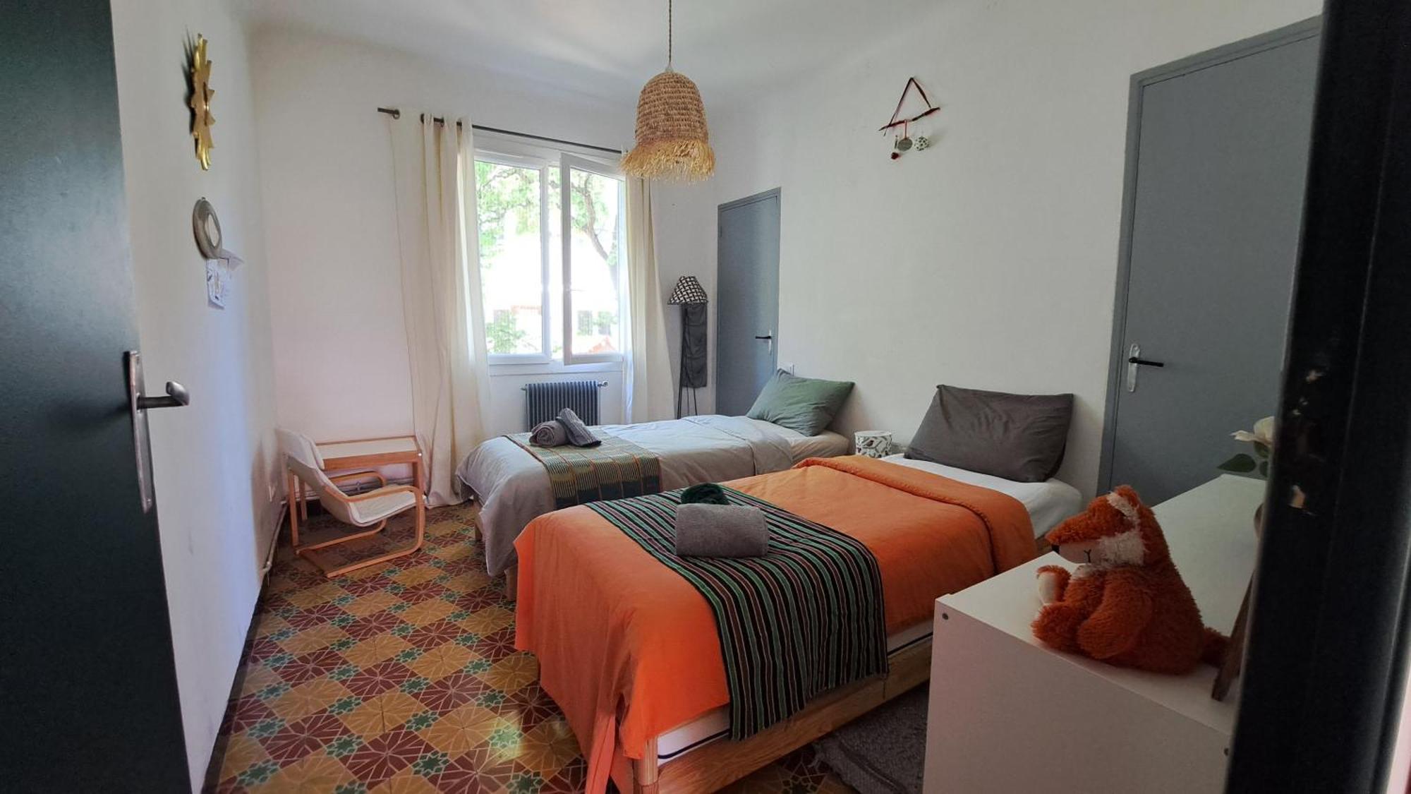 D'hote Séjour chez l'habitant *